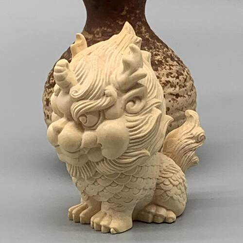 大叶黄杨木大头麒麟款摆件摆饰规格60×50×40家居装饰工艺品厂家