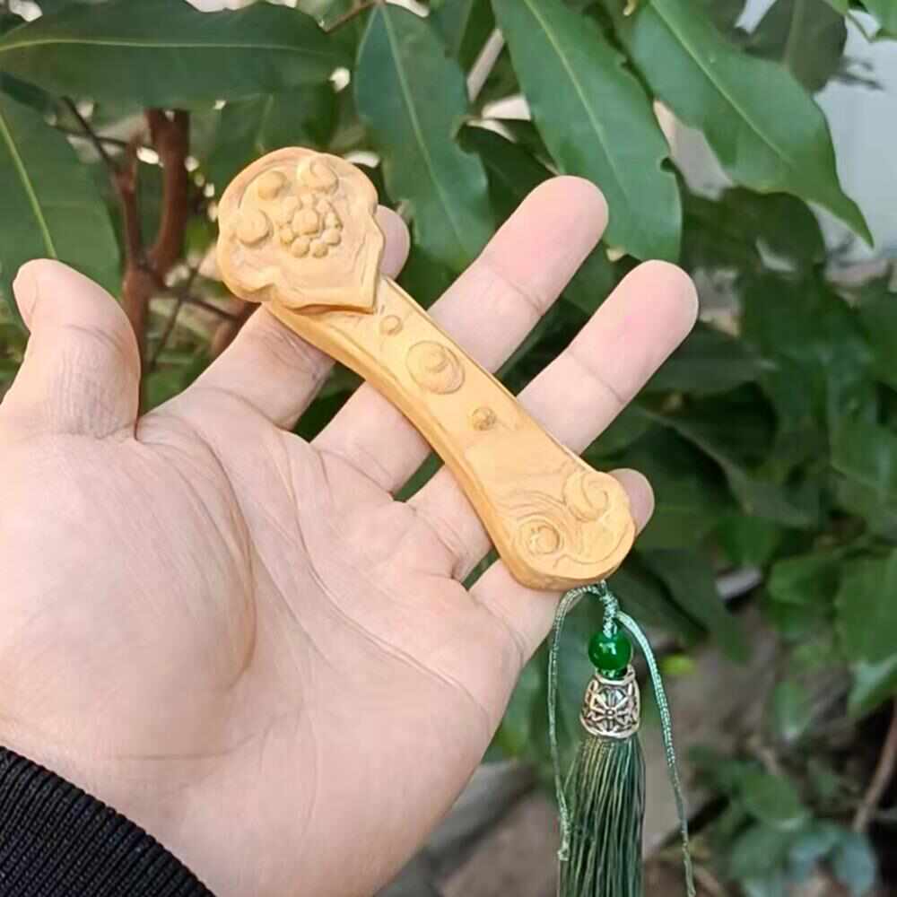 崖柏木雕莲花如意手把件实木雕刻工艺品中式传统家居吉祥风水摆件