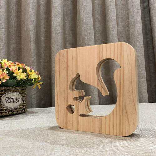 跨境 松鼠木质工艺品实木小夜灯镂空雕刻可定 FS-T1801W