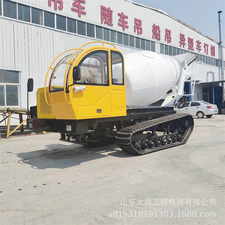 坦克底盘混凝土罐车爬山虎全地形工程车加大后桥履带混凝土罐车