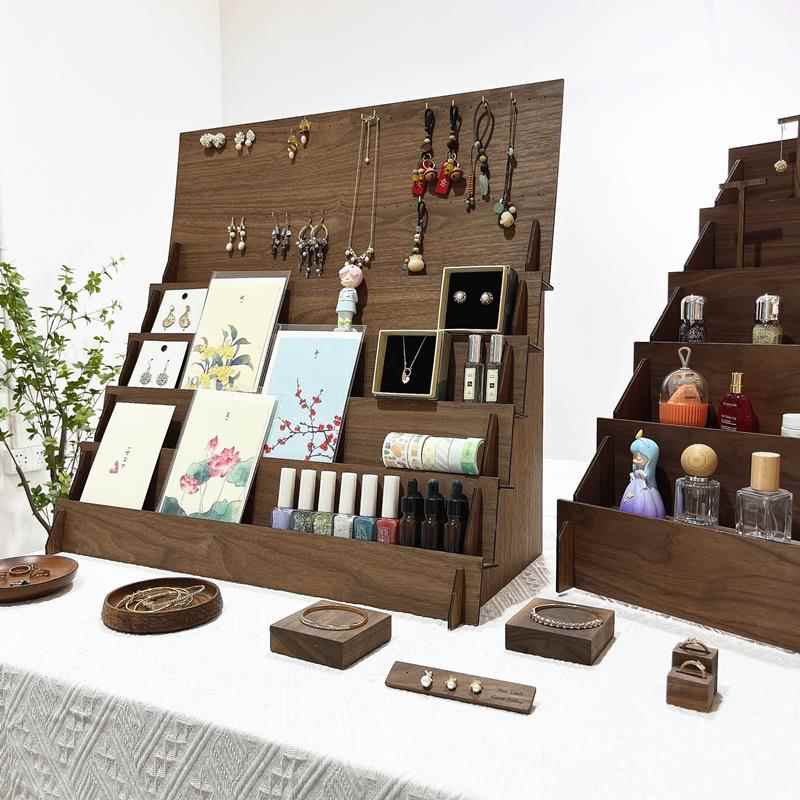 美甲展示架直播间穿戴甲展示板实木阶梯收纳架摆摊货架甲片打版架