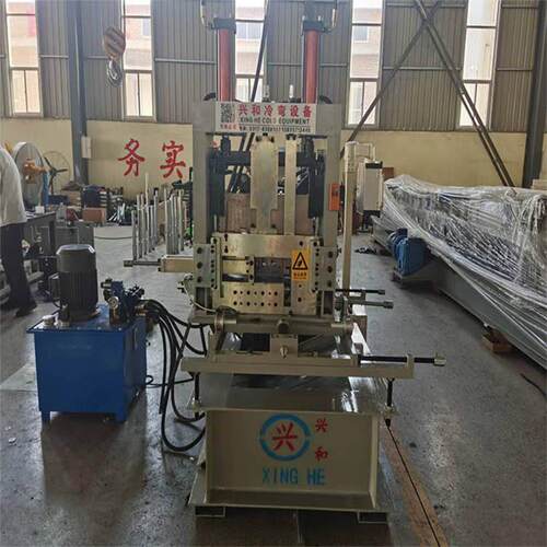 80-00c型钢机一键换型前后剪切全自动C型钢设备自动冲孔剪切