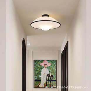 法式 中古飞碟卧室吸顶灯现代简约全光谱护眼房间灯创意过道阳台灯