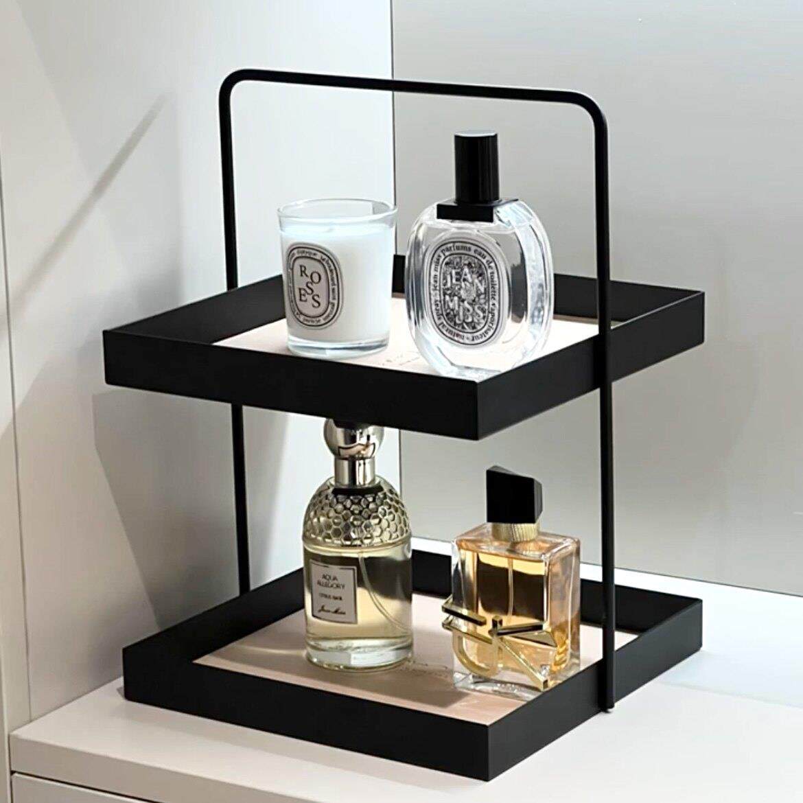 化妆品香水收纳层架多层桌面玄关置物盒轻奢北欧风铁艺架钥匙展示