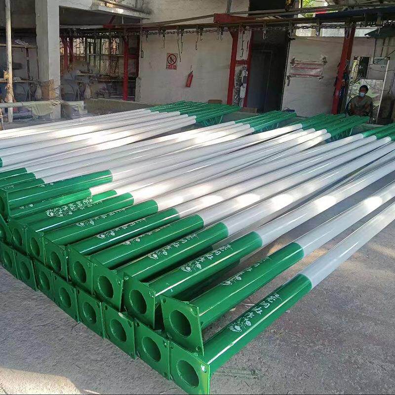 路易恒升厂家定制太阳能路灯灯杆华腾异形灯杆梅花杆多样式路灯杆