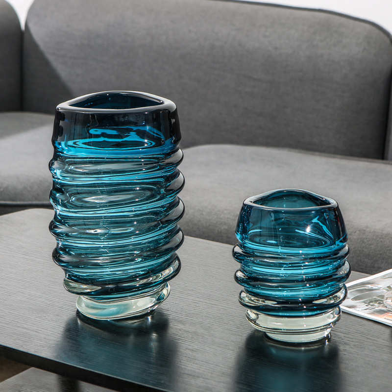 现代轻奢抽象透明玻璃花瓶家居摆件 软装样板间桌面工艺品插花器