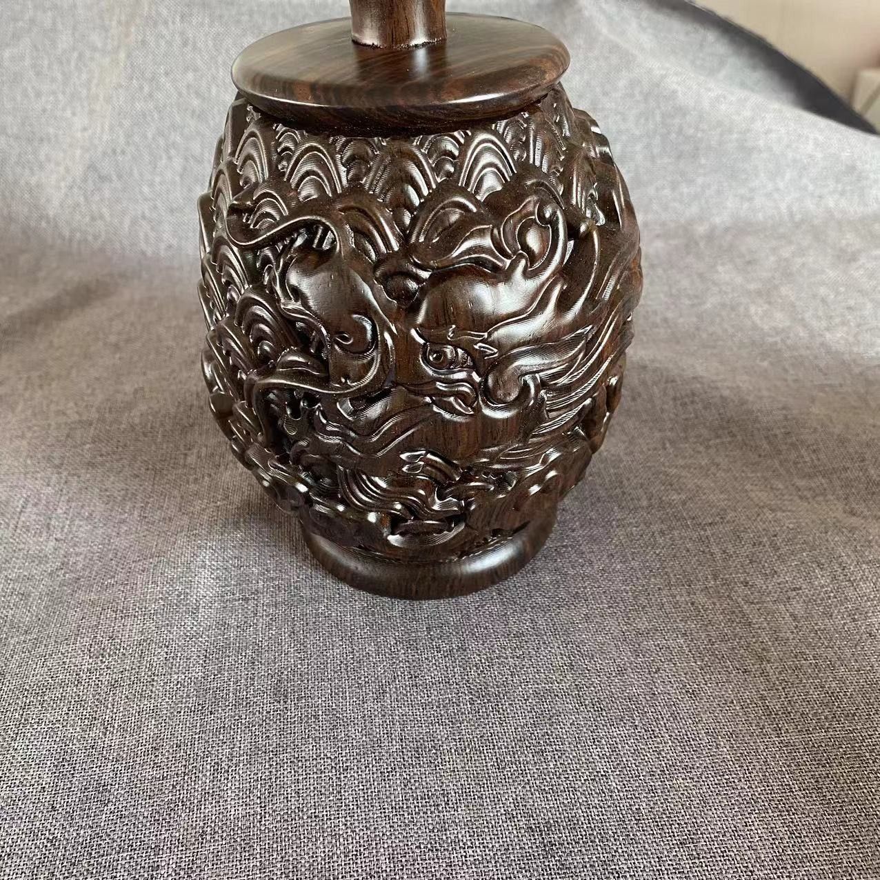 檀木罐茶叶黑罐新款木浮雕茶罐豪木头家用雕666刻黑檀茶叶实华罐