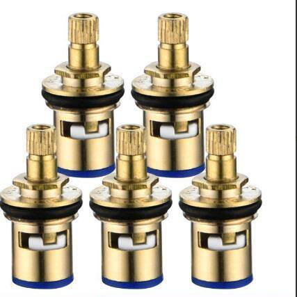 通用型水龙头阀芯镀铜4分快开水龙头芯子三角阀单冷热水陶瓷配件