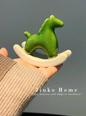 冰裂纹摇摇马摆件客厅书房创意个性家居装饰品茶桌可爱茶宠配件