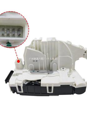 适用梅赛德斯奔驰W204 S204 W212 A2047202035右前门锁执行器