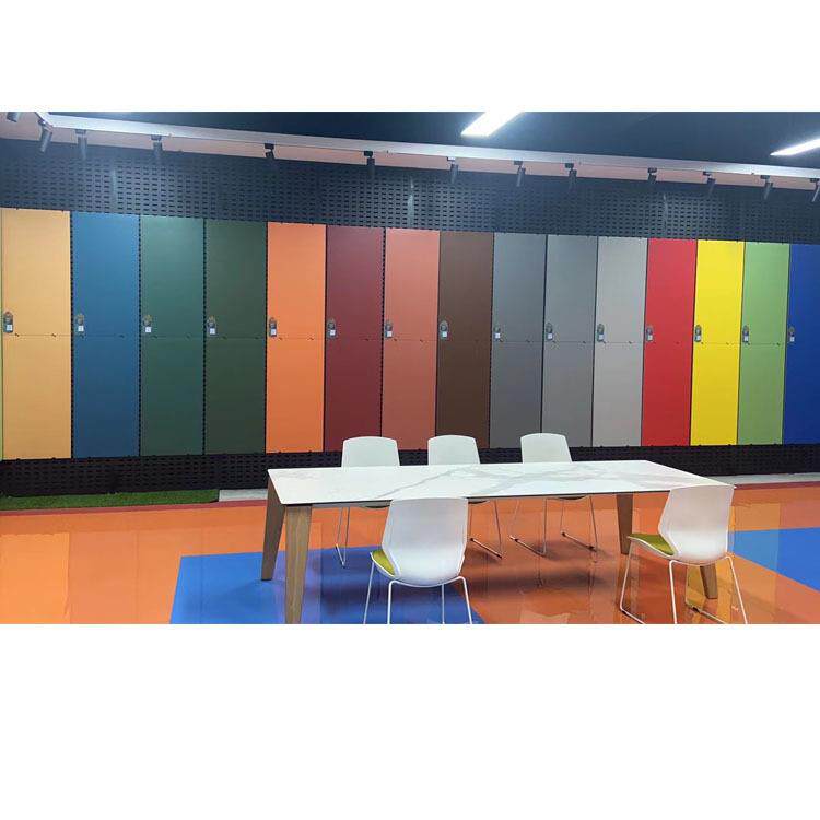 TX砖幼儿园商场KV酒店彩色仿古木纹纯黑白黄绿红色儿童房地砖