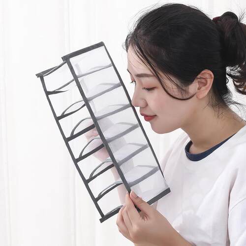 Foldable Three-Piece Set of Mesh Underwear, Socks, and Panti