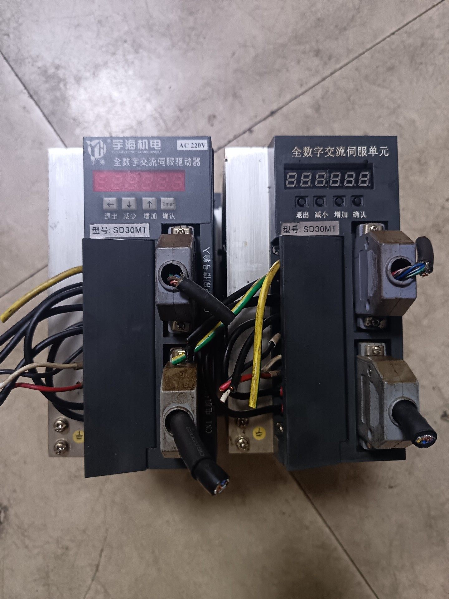 全数字交流伺服SD30MT。拆机伺服。功能包好，不包邮，