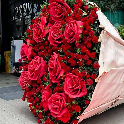 巨型仿真玫瑰花束摆件架子装饰拍照打卡捧花商场美陈布置景区户外