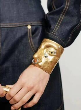 Exaggerated Vintage Alloy Plated Eyes Cuff Bracelet For Wome