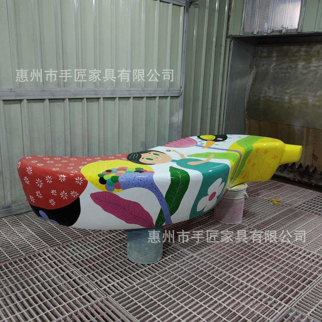玻璃钢手绘图案弧形彩绘座椅购物中心公共空间儿童家具商场休息椅