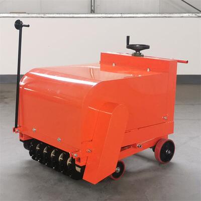 吉林白城奶牛场刻纹机 15KW自动行走刻槽机 间距可定牧场开槽机