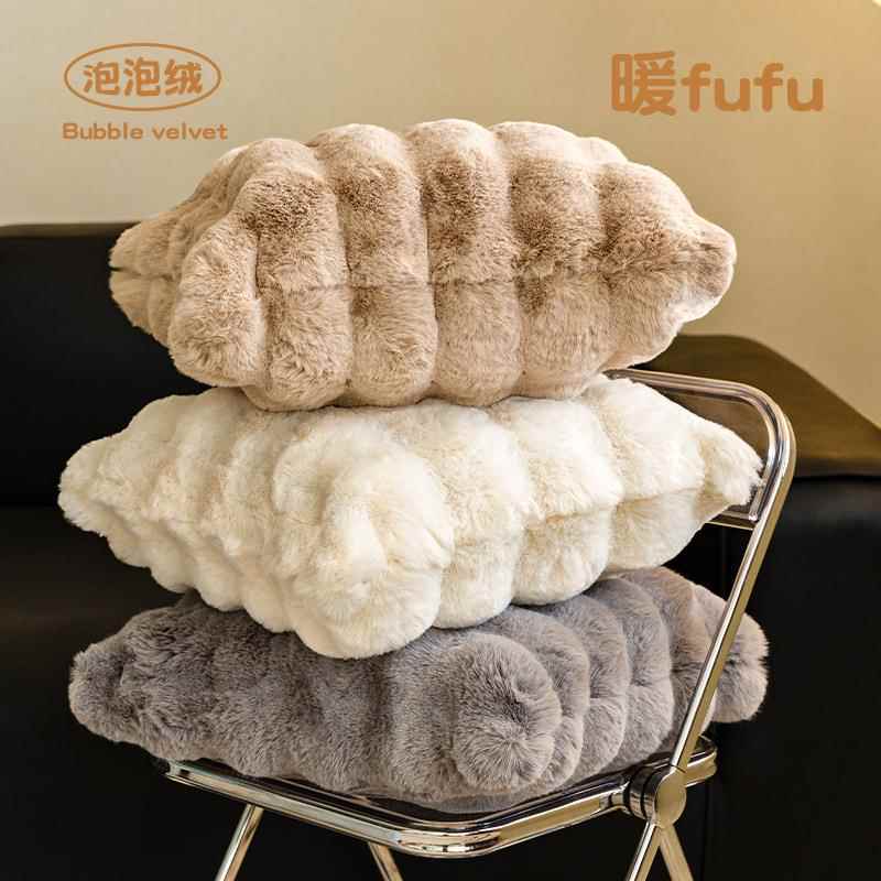 严选兔兔绒沙发客厅抱枕秋冬季高级感加厚沙发靠枕靠背垫飘窗装饰
