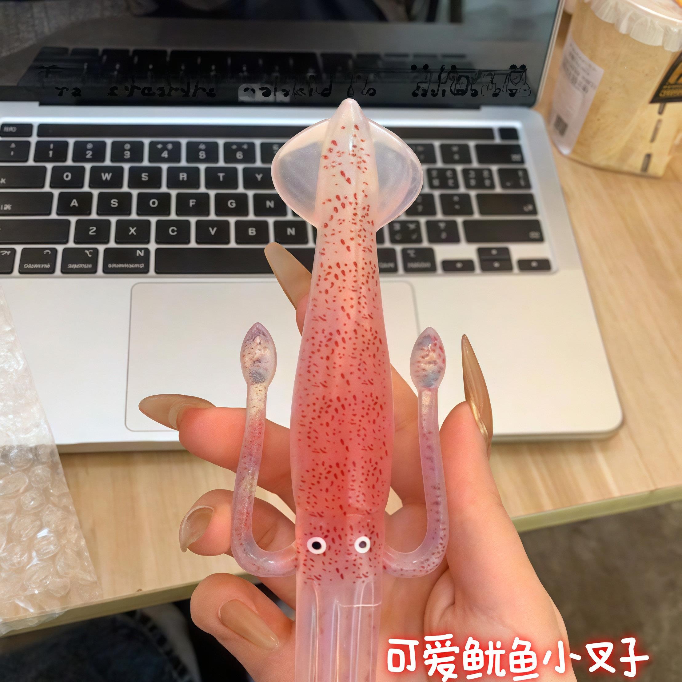 2025款可爱鱿鱼叉子乌贼趣味创意仿生叉子日料搞怪餐具