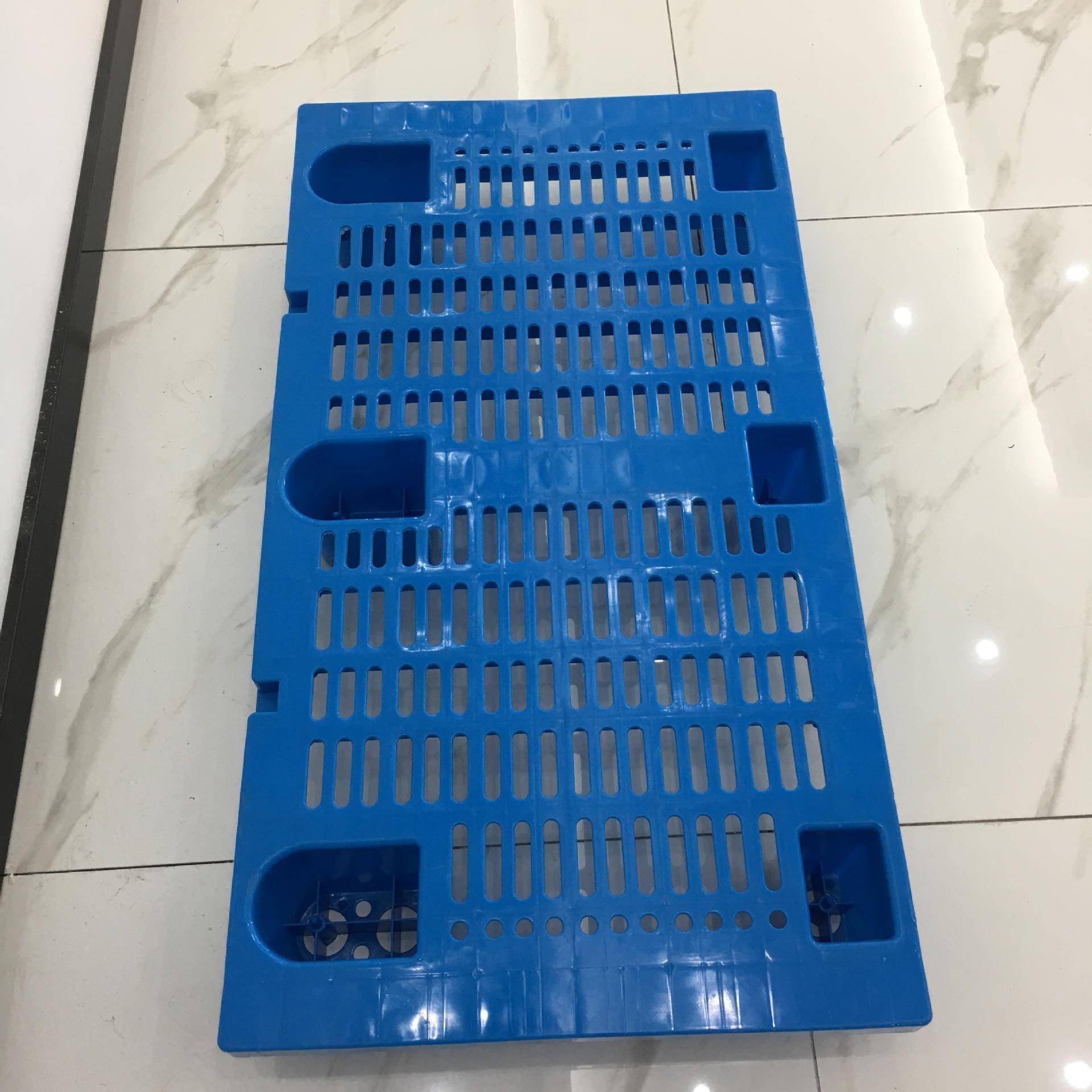 厂家1000*600网格六脚托盘1006塑料栈板仓库出口加厚耐用塑胶板