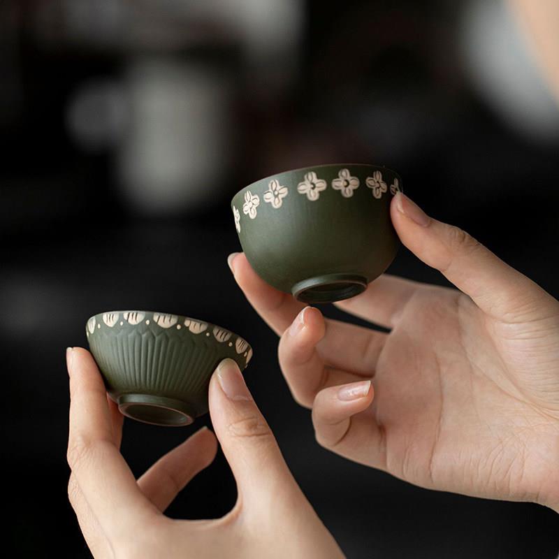 山房丨手作粉引清昼主人杯 釉下青花手绘小花品茗杯 文人喝茶单杯