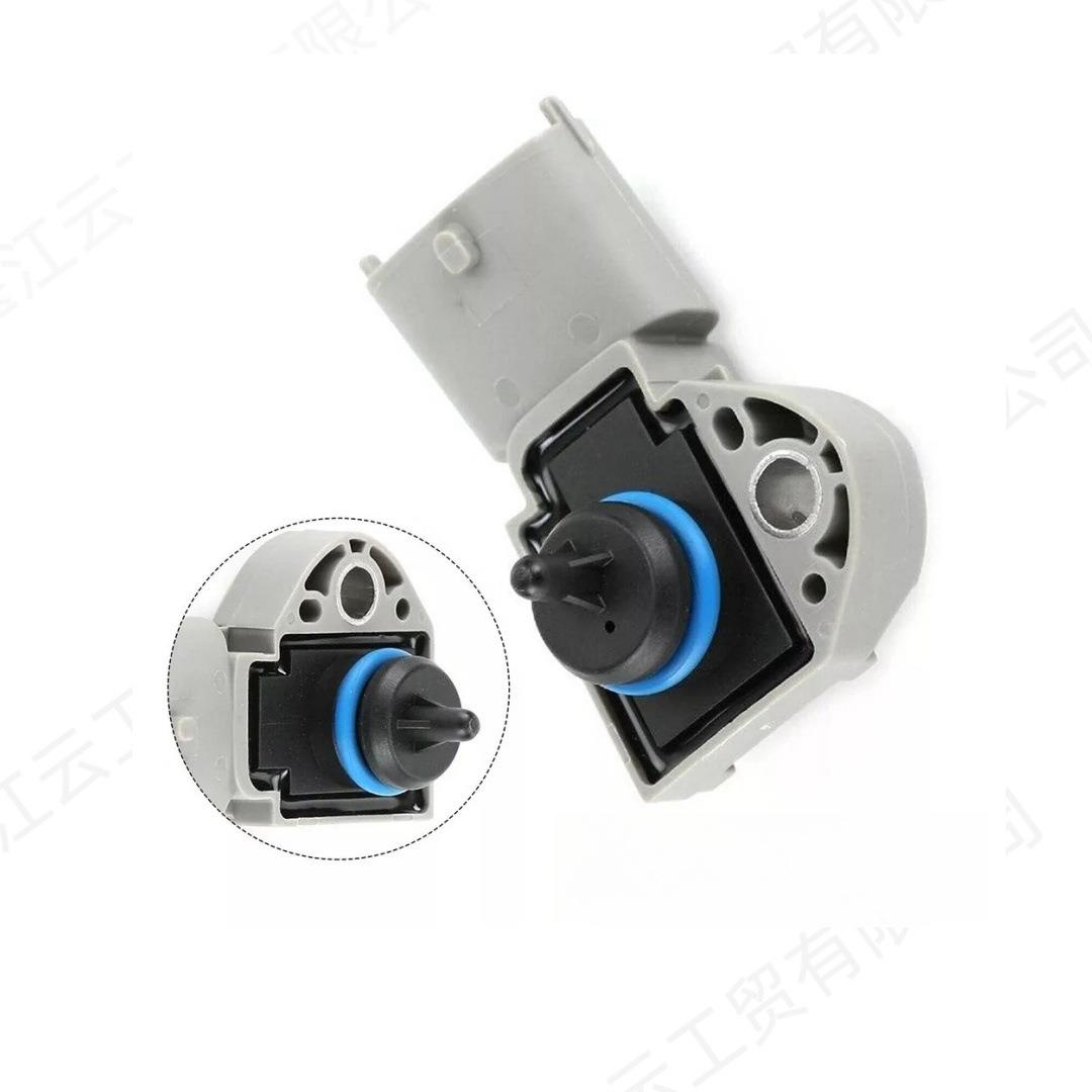 0261230238轨道燃油压力传感器进气压力传感器差压传感器现货全新