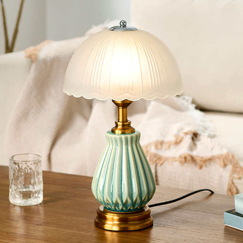 陶瓷台灯卧室美式复古床头灯轻奢高级感创意装饰台灯欧美外贸工厂,家装灯饰光源,装饰台灯,淘宝优惠券,粉丝福利购,淘宝优惠卷