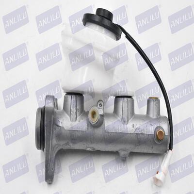 47201-50050适用于LS400UCF10刹车总泵