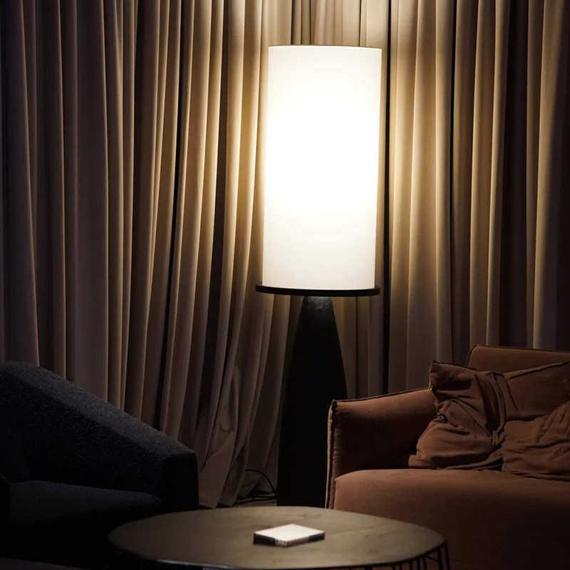 落地灯中古风设计师客厅沙发旁酒店卧室高级艺术服装店侘寂氛围灯