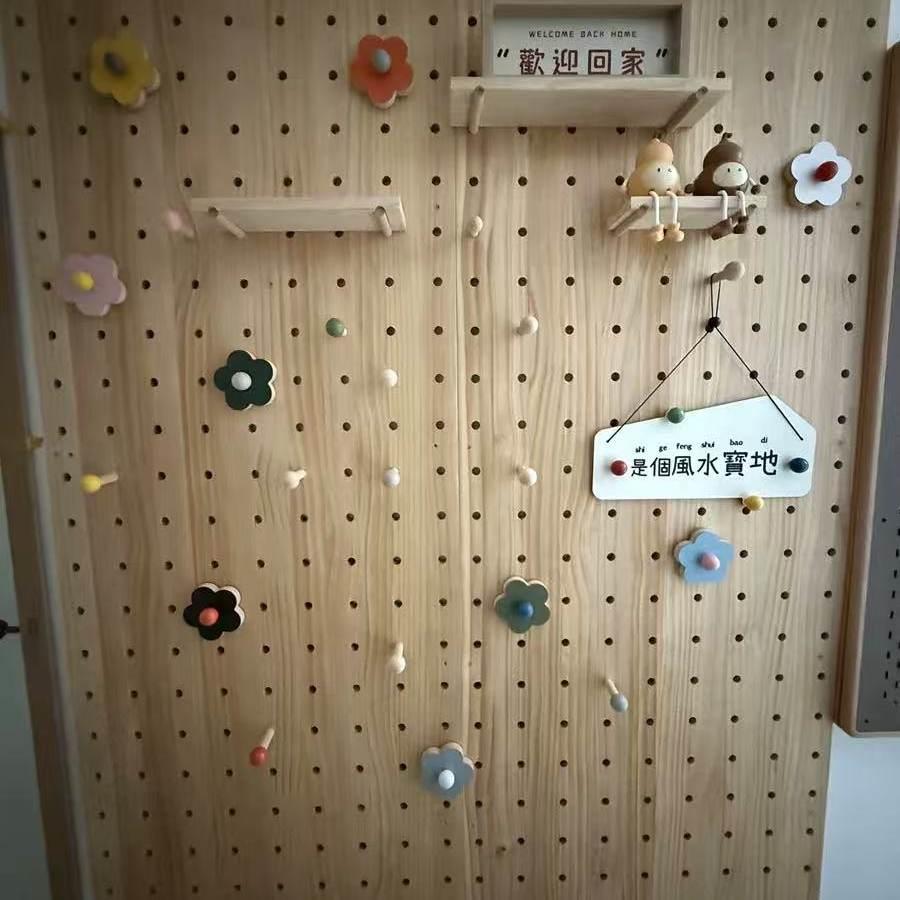 定制洞洞板置物架实木玄关墙面造型松木桐木板收纳挂衣架纯实木图片
