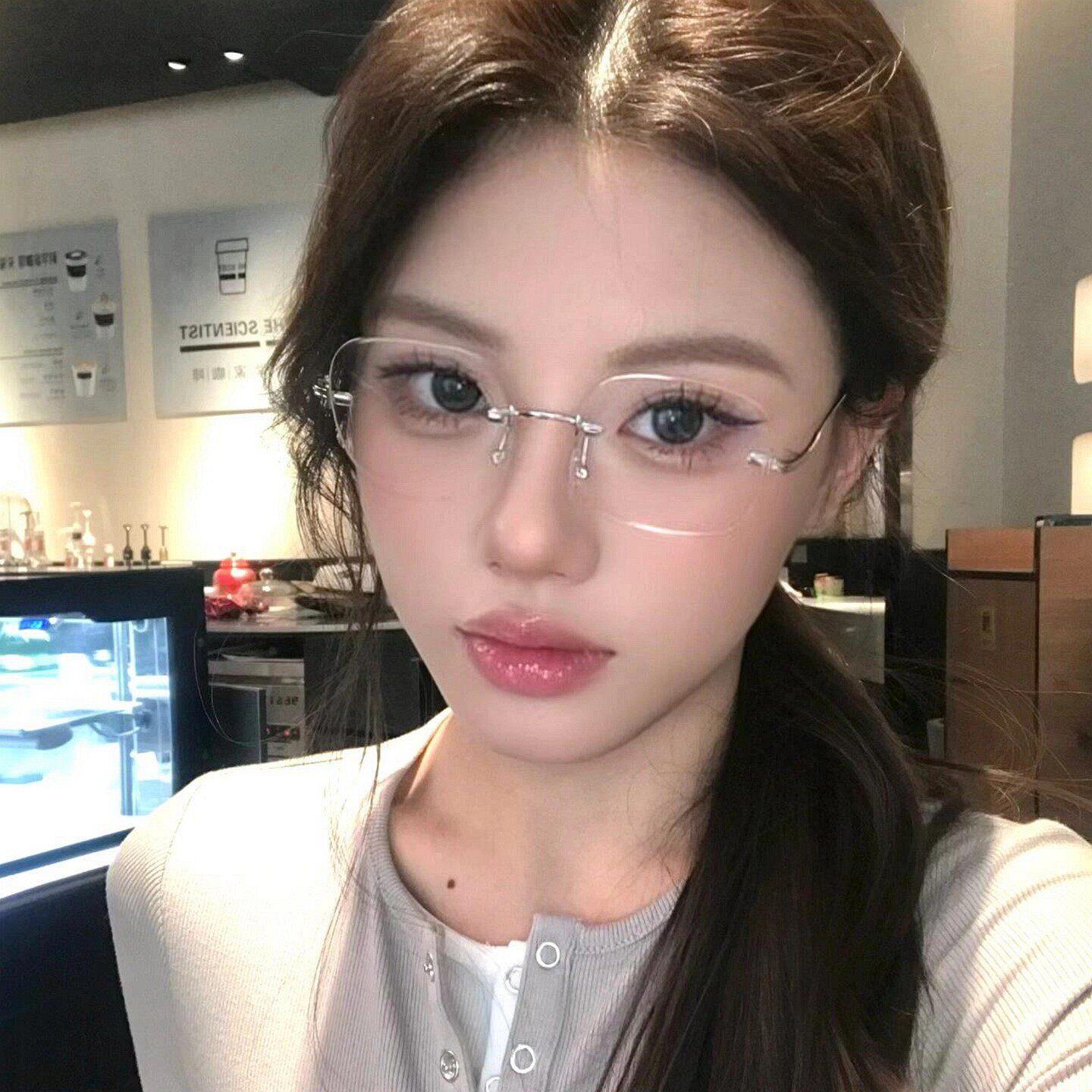 韩版无框纯欲素颜平光镜女潮可配近视镜超轻小脸眼镜框架辣妹商务