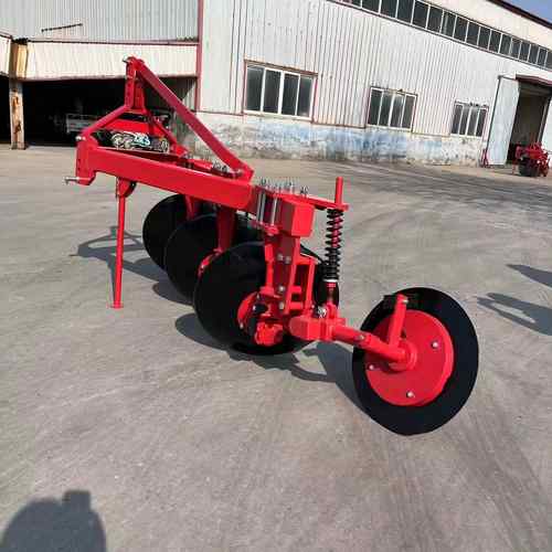 土壤耕整机械425圆盘犁四轮拖拉机后面悬挂圆盘犁农业用具圆盘犁