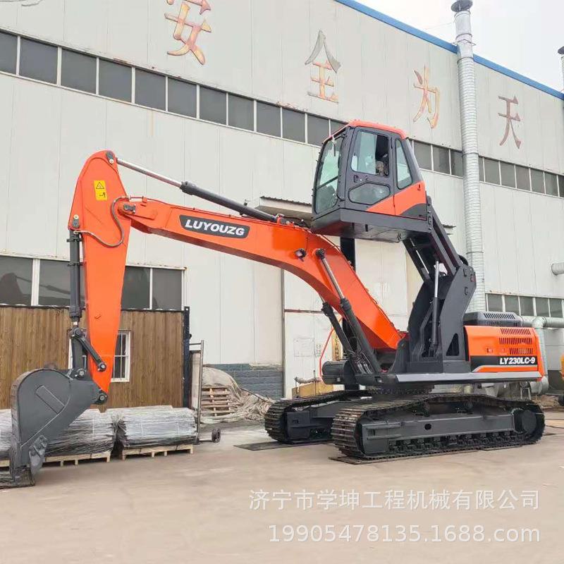 铁路货场升降驾驶室公铁两用挖机改装升高驾驶楼火车皮推平铲