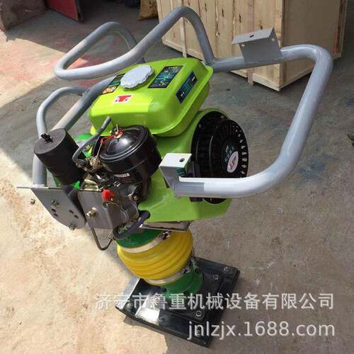 生产汽HCR90汽油厂冲击夯HCR80/9080电动冲夯击油路基冲击夯家
