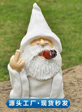 跨境中指抽烟美式树脂工艺品摆件花园侏儒雕塑小矮人雕像个性摆件