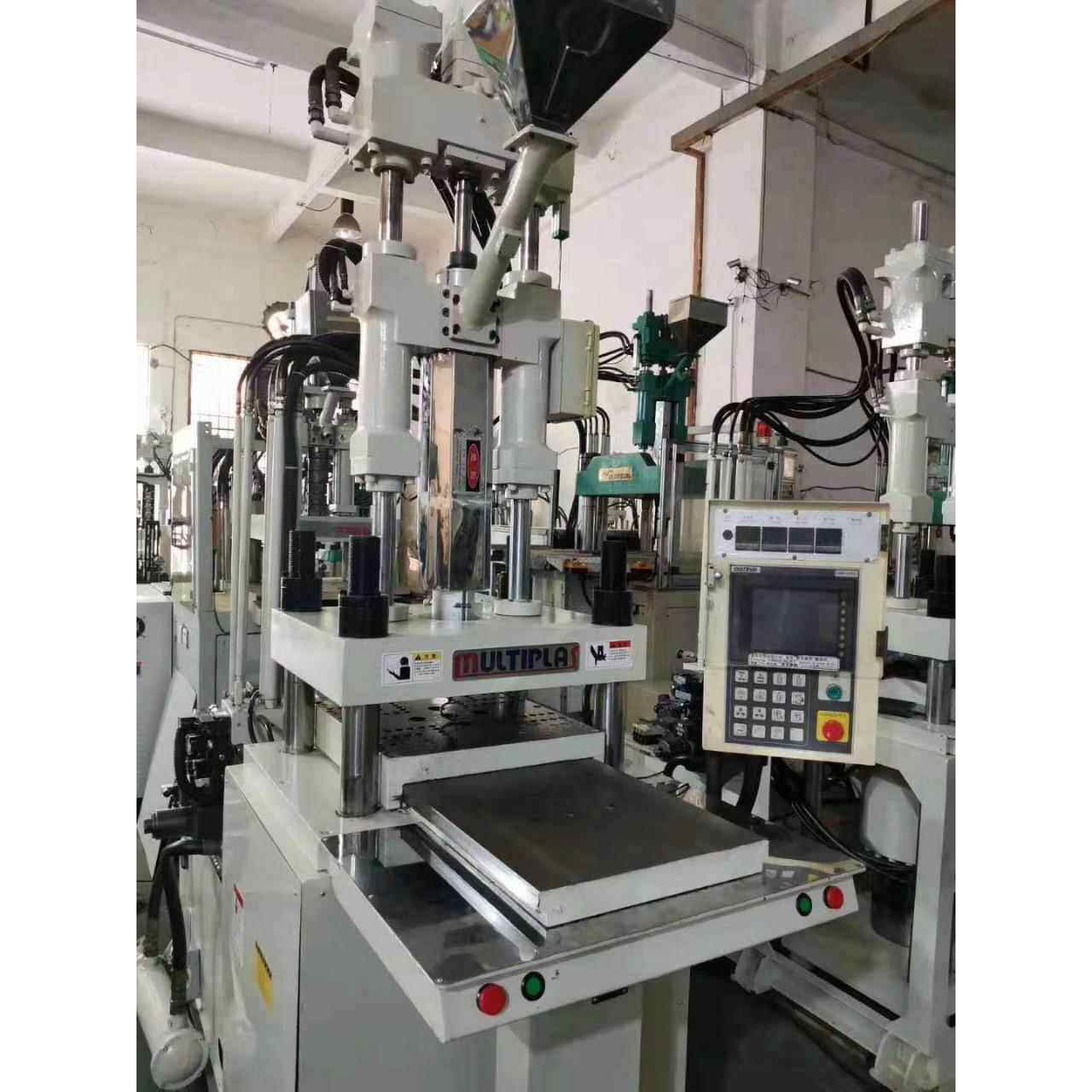/9.9成新百塑85T55T/120T滑板立立式注塑机台湾式机