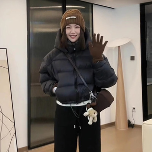 肯豆风黑色短款羽绒棉服女冬季新款韩系小个子加厚连帽棉衣面包服