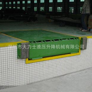 固定越台调节板平台仓储物流叉车登车桥液压固定式装卸货登车桥