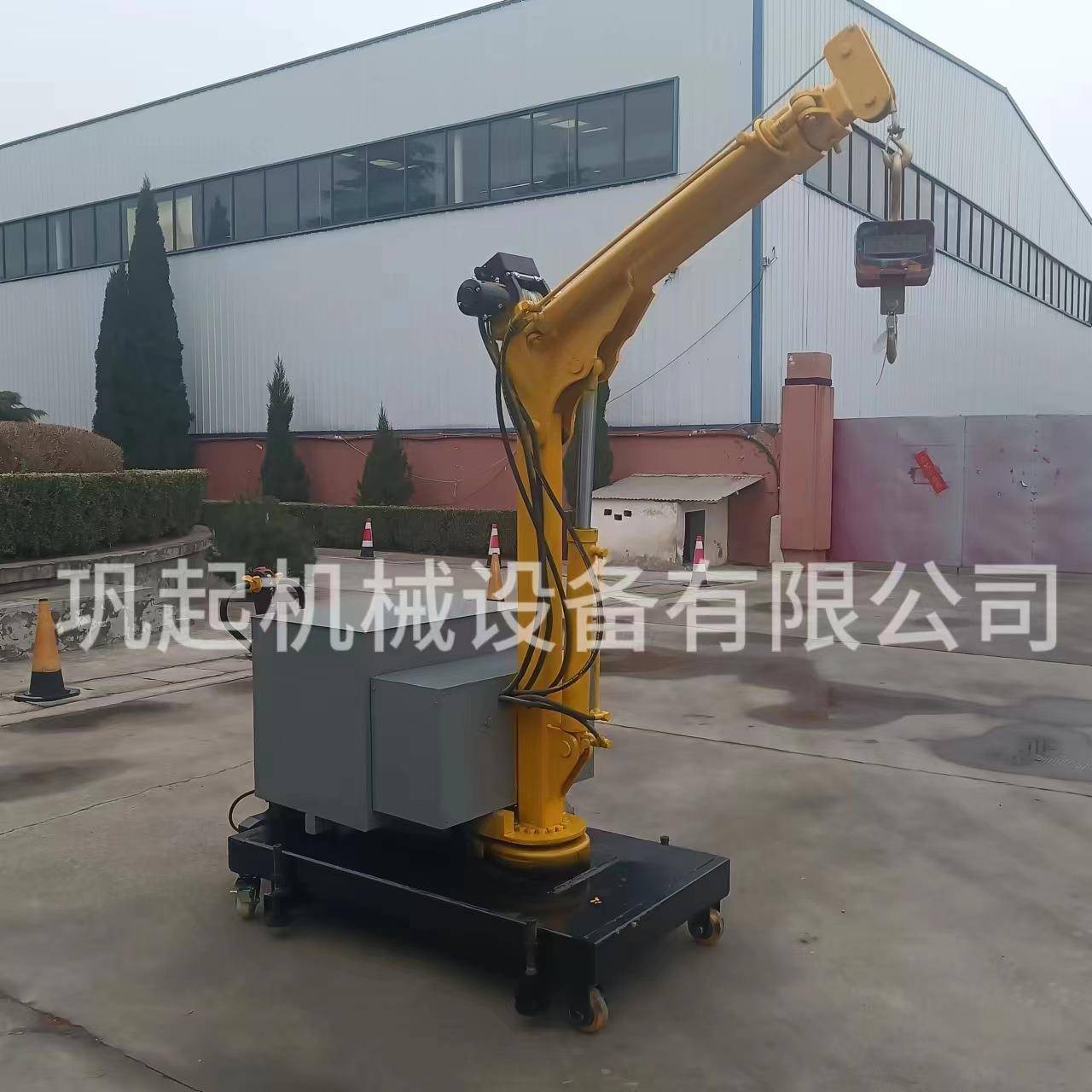 移动式液压吊机配重式液压小吊机可伸缩全自动液压小吊机