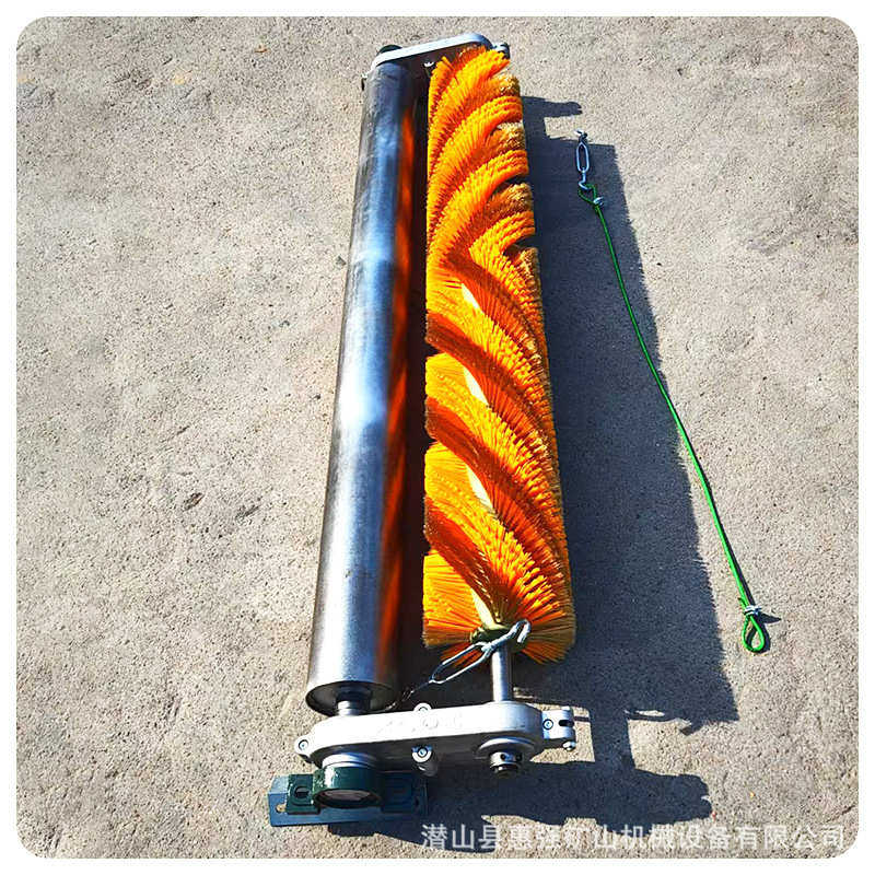 无动力清扫器定制耐磨尼龙丝毛刷辊水泥煤矿皮带输送机无动力滚刷