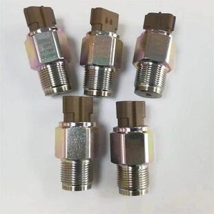 6320 用于共轨压力轨压感测器499000 6131 6160 6111 6260 6141