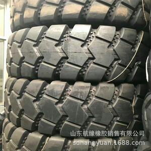 1400R20轮胎 载重卡车子午线钢丝轮胎 越野花纹 14.00-20工程轮胎