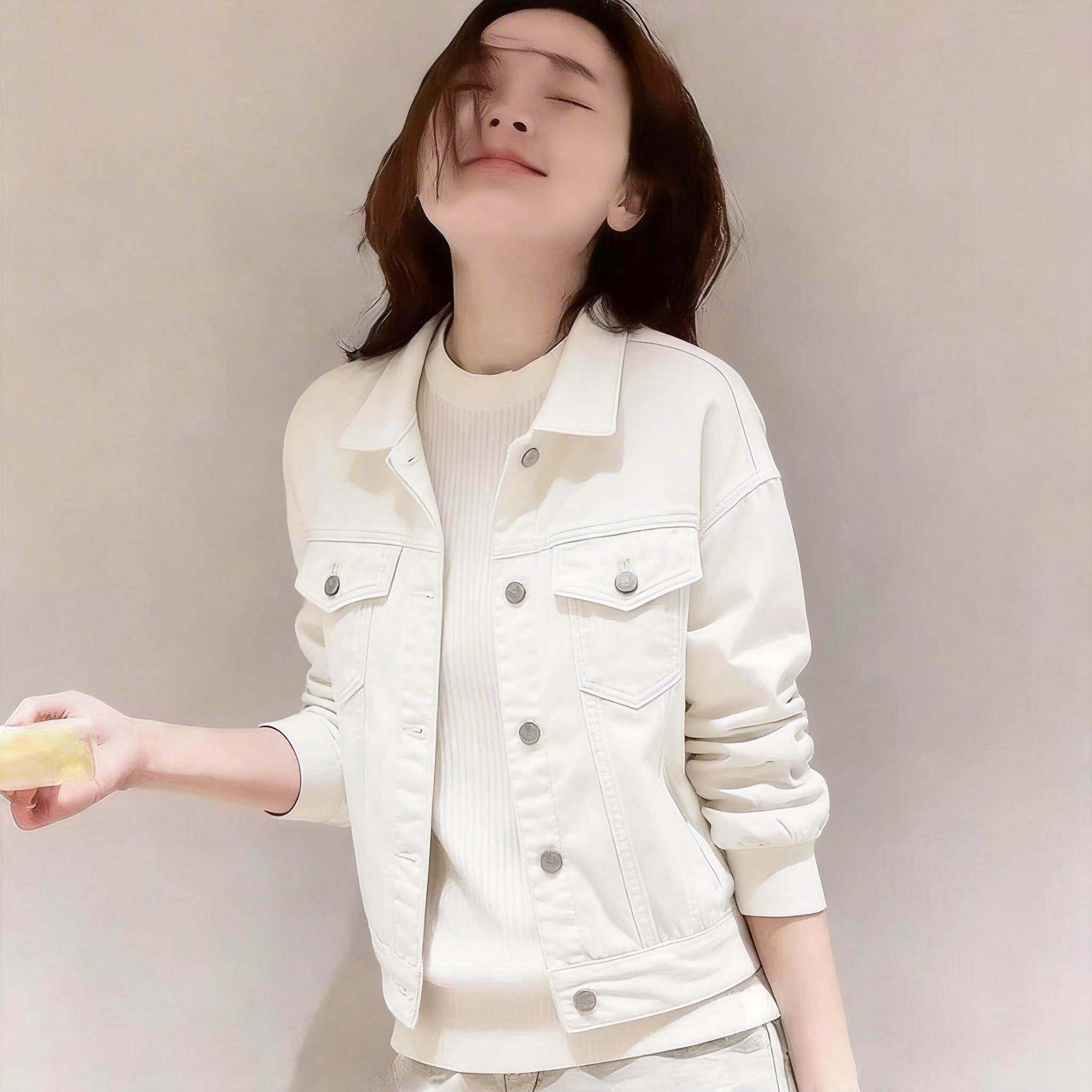 韩国白色牛仔外套女宽松休闲超火春秋新款短款上衣小个子大尺码夹