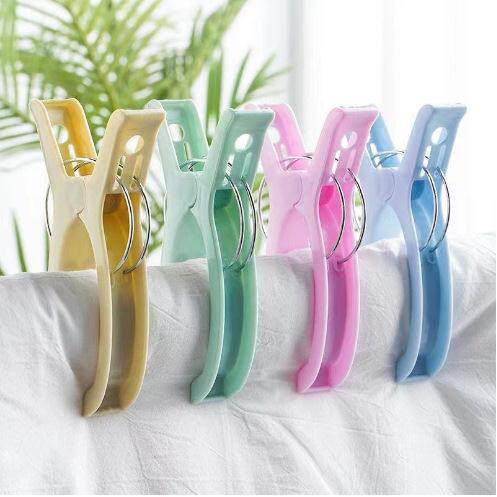 Large plastic clips for sun-drying quilts, windproof and mar