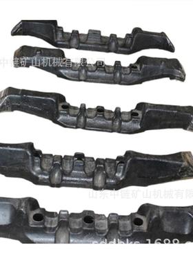 大量供应107S-01矿牛角刮板用中总心距200mm长786mm