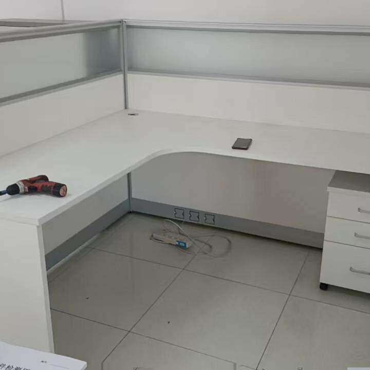 职员办公桌屏风工作位办公桌椅组合办公室工位员工卡位转角办公桌