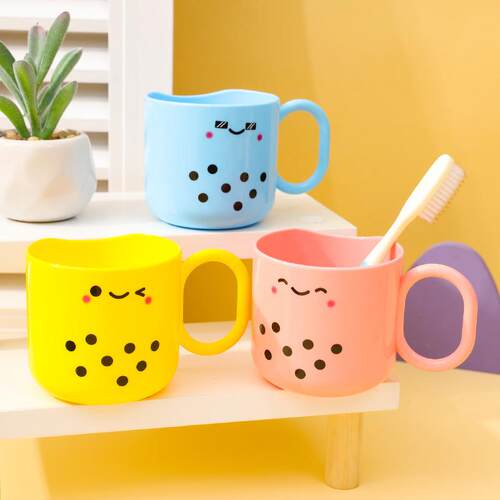 Cute and attractive couples' rinsing cups for home use, suit