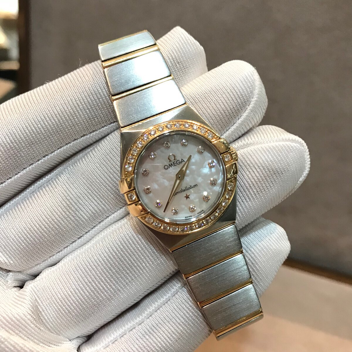 一口价 9.8新欧米茄星座手表女表123.25.24.60.55.001