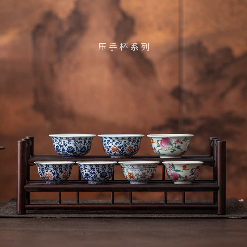 青花缠枝陶瓷主人手绘个人茶杯
