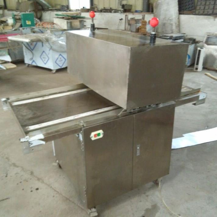 供应蛋糕喷油机蛋糕刷盘机蛋糕喷油刷盘机蛋糕模具喷油机